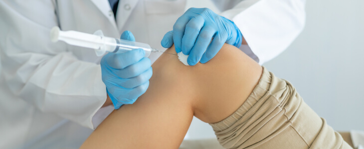 Prolotherapy injection in knee
