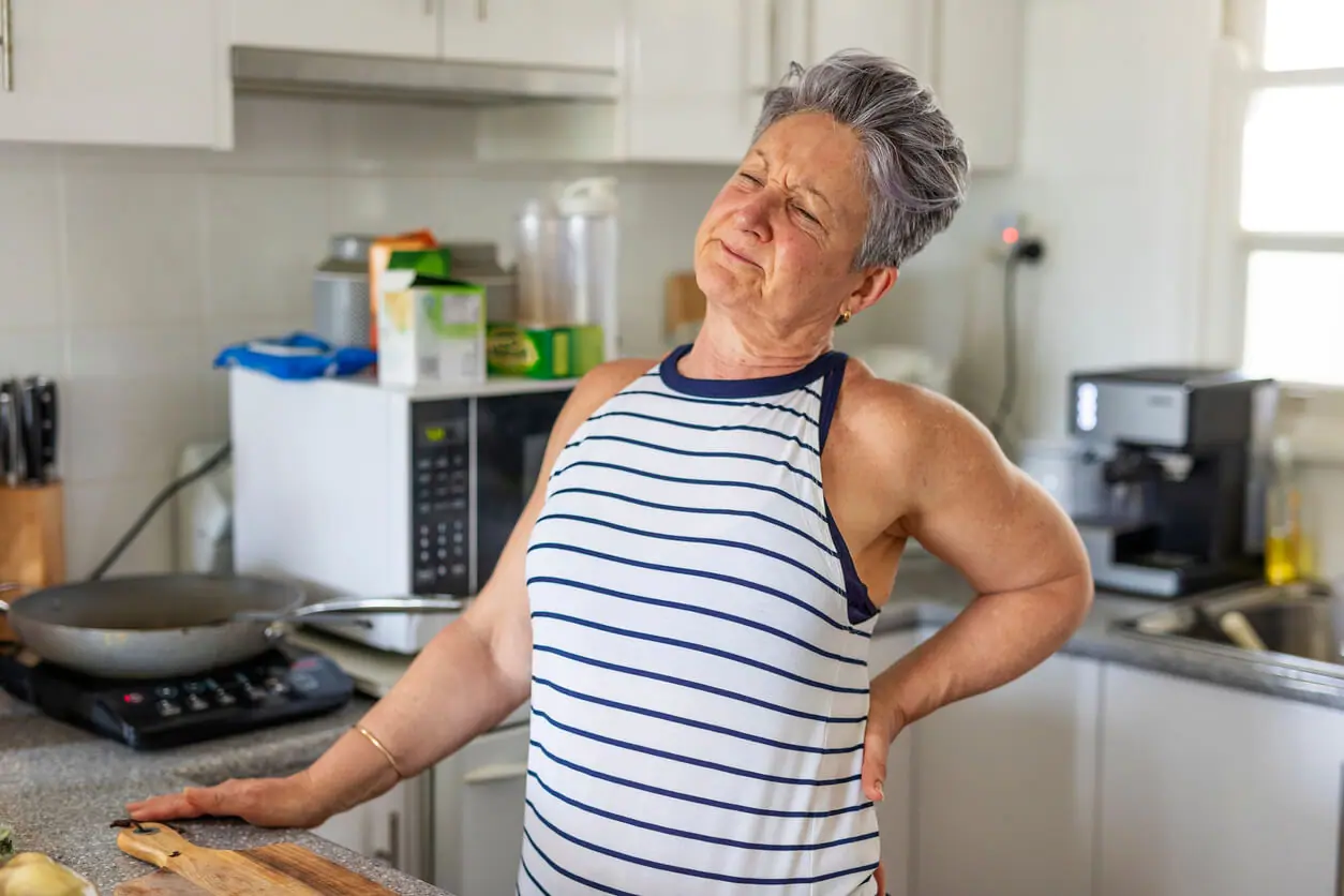 woman with sciatica pain